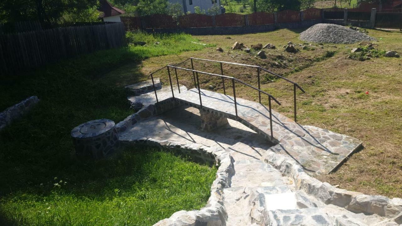 La Curtea Argeseana *